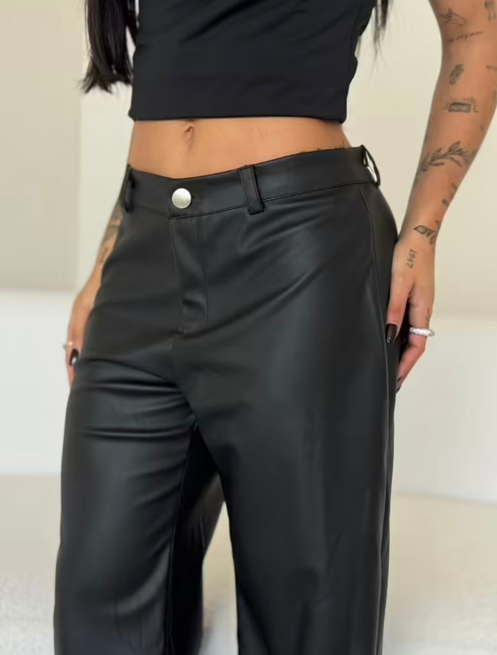Calça courino May
