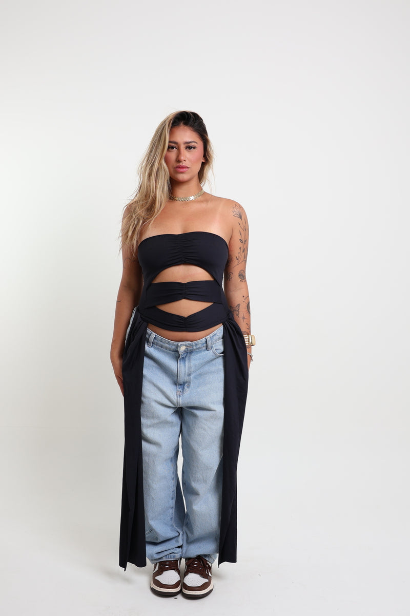 Cropped Aria