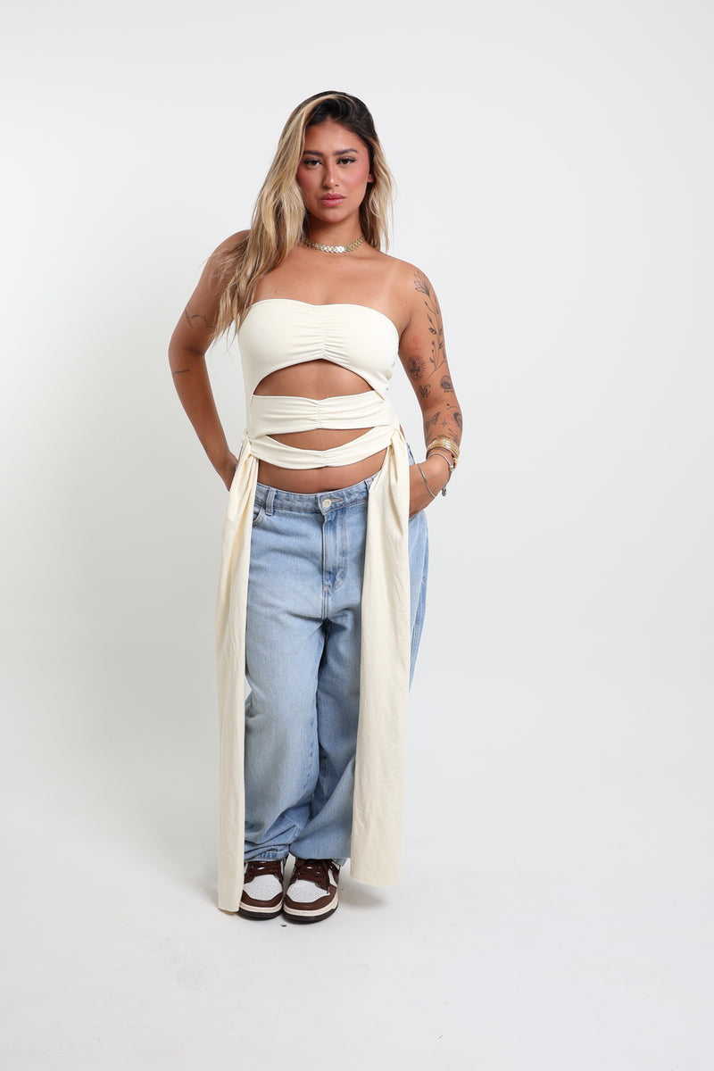 Cropped Aria