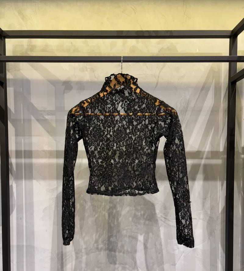 Cropped Paris Manga Longa