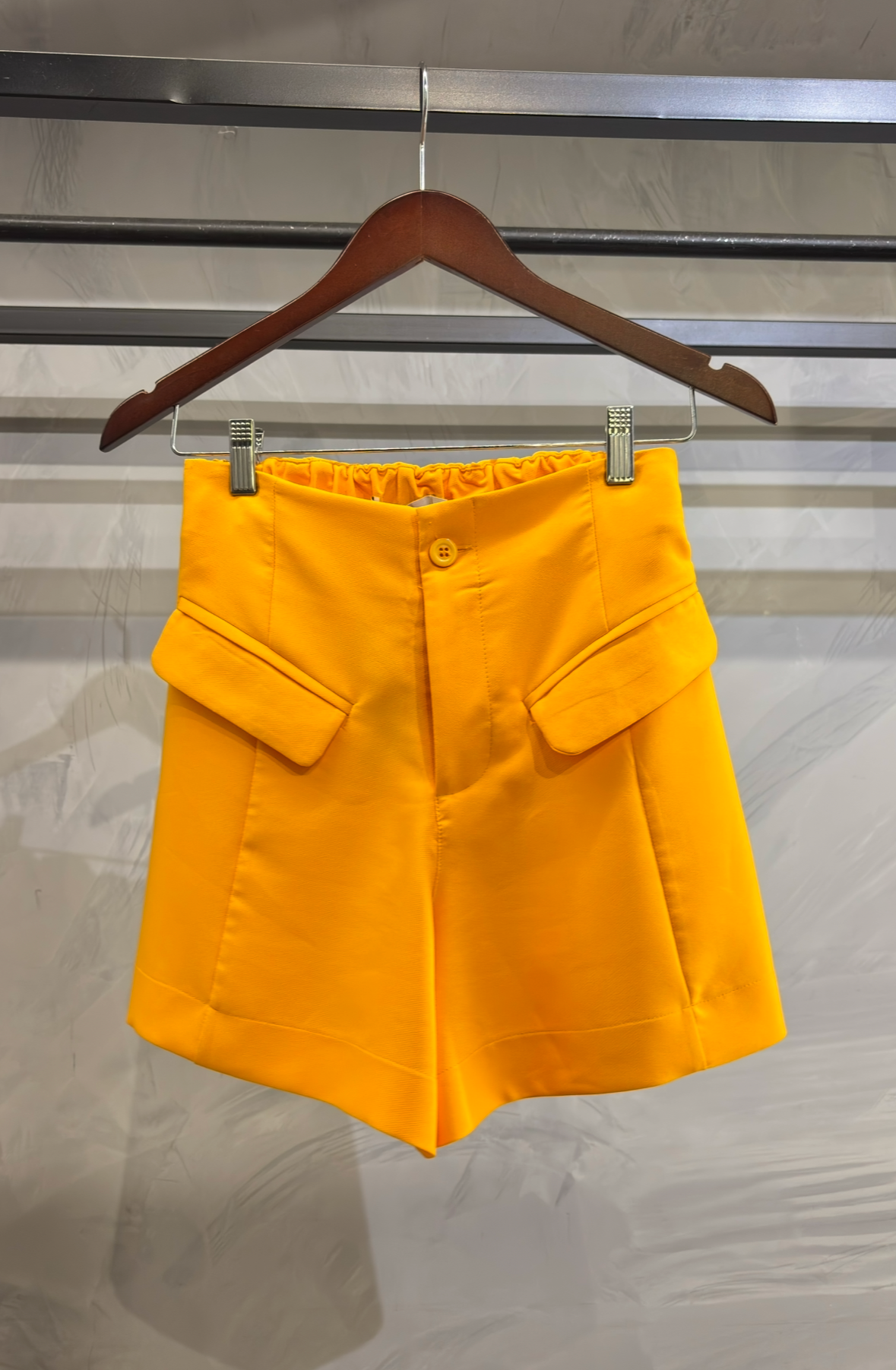 Shorts Amarillo
